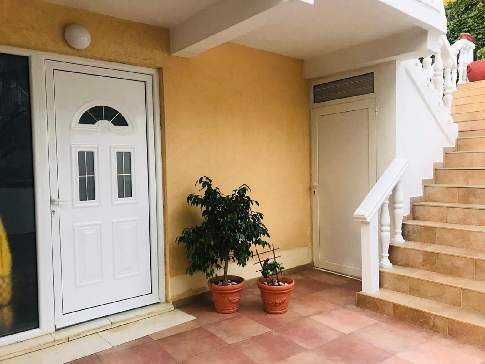 Apartments Vila Andja Sveti Stefan Chambre photo
